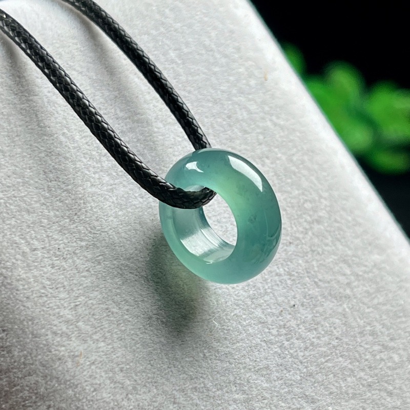 Jewelry & Watches Store - Cincin Liontin Manik Keberuntungan Air Biru