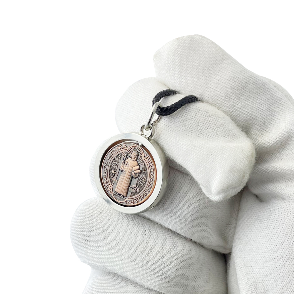 Kalung Medali Santo Benediktus - Jewelry & Watches Store ulasan dan harga