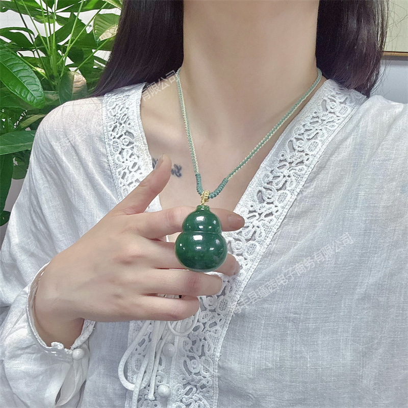 Kalung Liontin Labu Giok Hetia - Jewelry & Watches Store ulasan dan harga