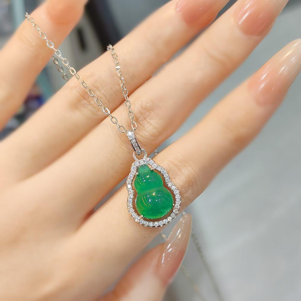 Kalung Liontin Labu Batu Perma - Crystal Choker Necklace ulasan dan harga